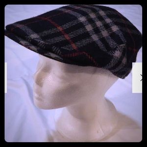 Burberry newsboy cap